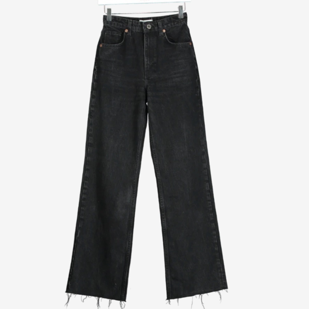 Zara High-Waisted Frayed Hem Jeans Classic Black Size 6